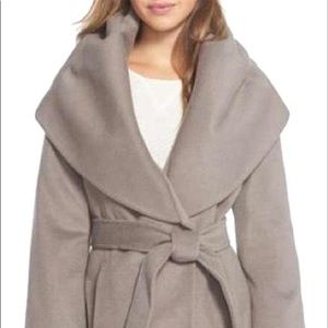 Tahari Wrap Coat in pebble size XS